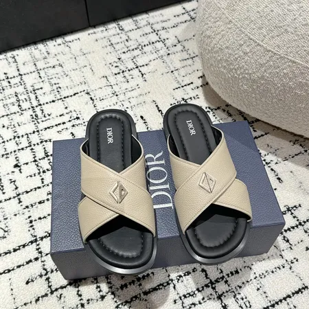 ディオール スリッパ
