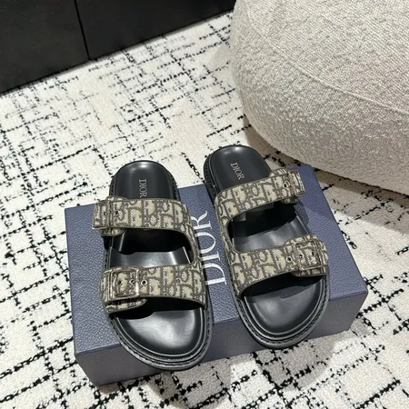 ディオール スリッパ