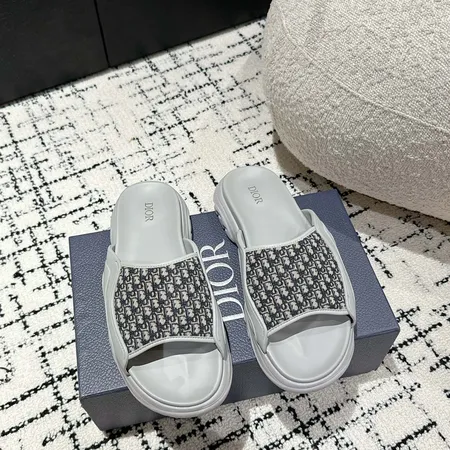 ディオール スリッパ