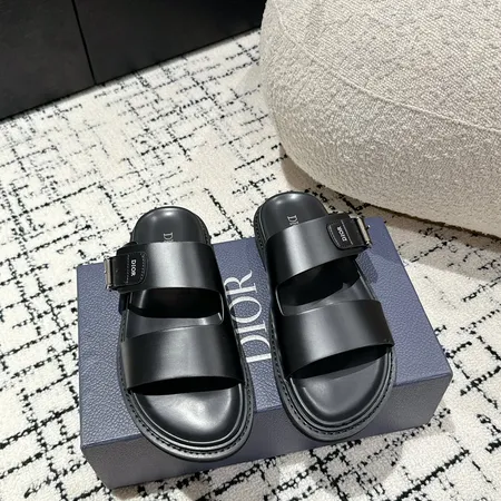 ディオール スリッパ