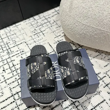 ディオール スリッパ