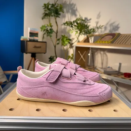 アディダス カジュアルシューズ