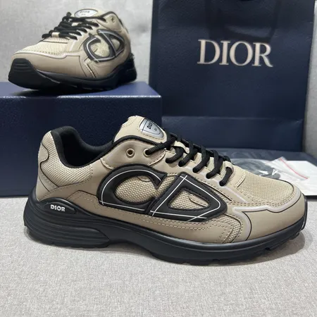 ディオール スニーカー