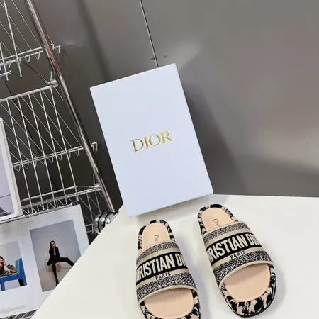 ディオール スリッパ