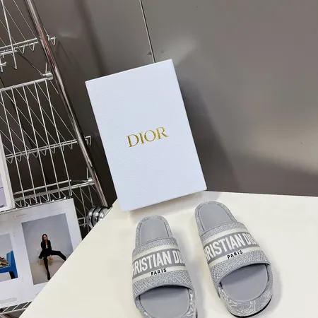 ディオール スリッパ