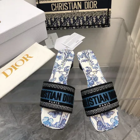 ディオール スリッパ