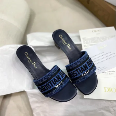 ディオール スリッパ