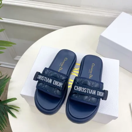 ディオール スリッパ