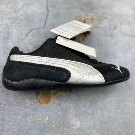 プーマ カジュアルシューズ