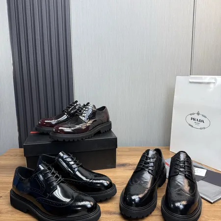 プラダ ビジネスシューズ