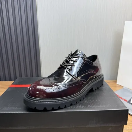 プラダ ビジネスシューズ