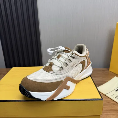 フェンディ スニーカー