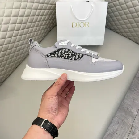 ディオール カジュアルシューズ