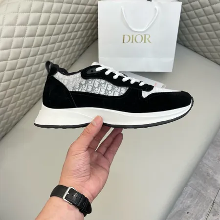 ディオール カジュアルシューズ