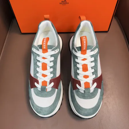 エルメス スニーカー