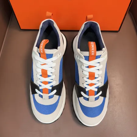 エルメス スニーカー