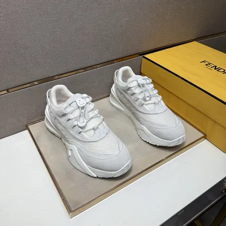 フェンディ スニーカー