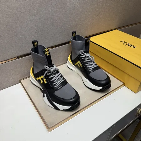 フェンディ カジュアルシューズ