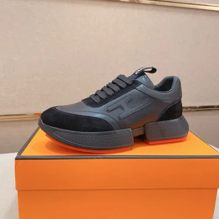 エルメス スニーカー