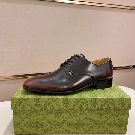 グッチ ビジネスシューズ
