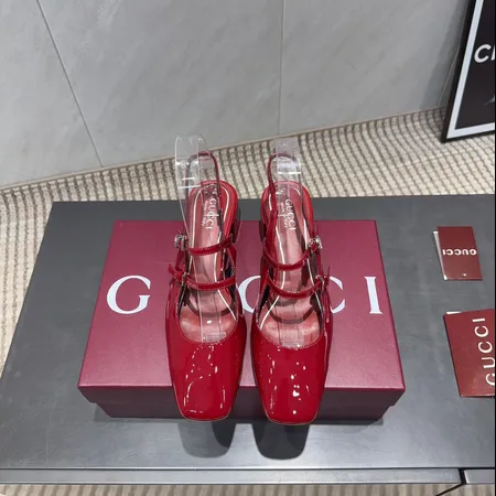 グッチ サンダル