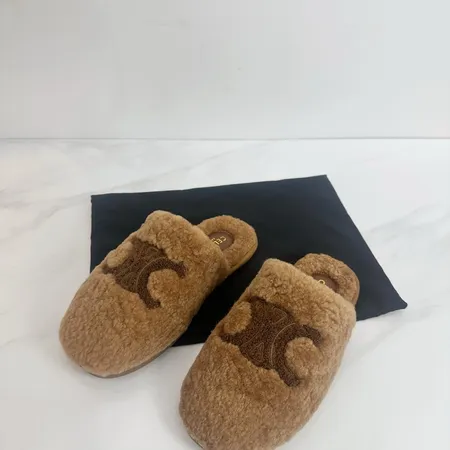 セリーヌ スリッパ