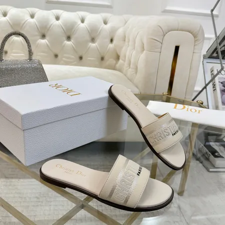 ディオール スリッパ