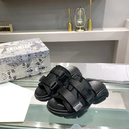 ディオール スリッパ