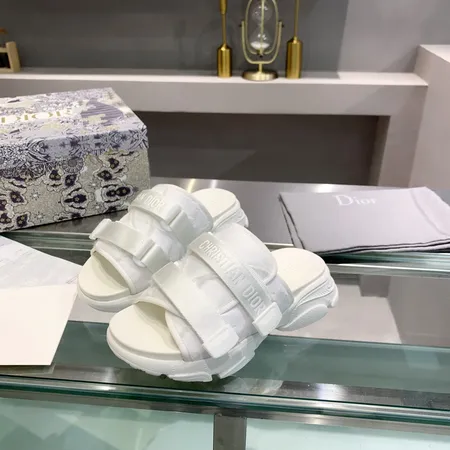 ディオール スリッパ