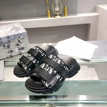 ディオール スリッパ