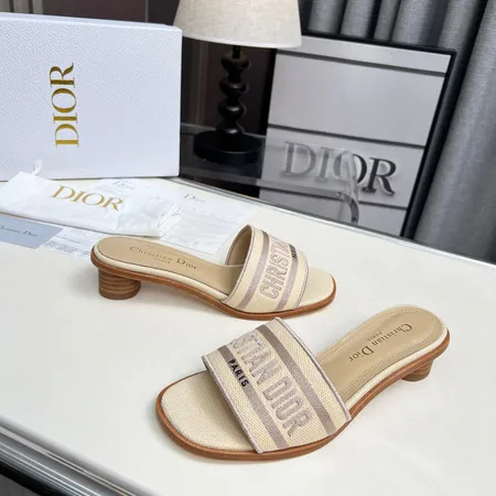 ディオール サンダル