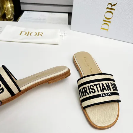 ディオール スリッパ