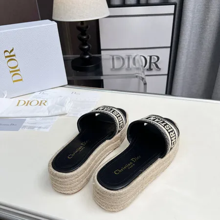 ディオール スリッパ