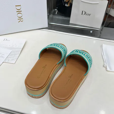 ディオール スリッパ