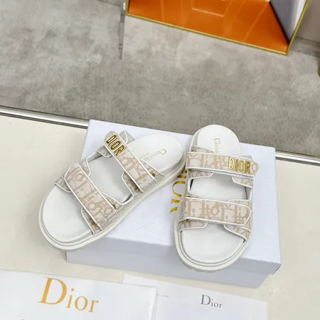 ディオール スリッパ