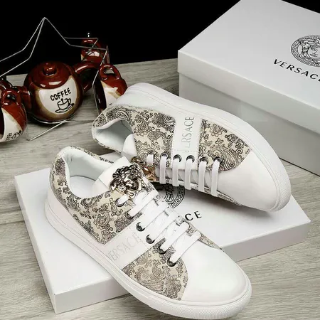 ヴェルサーチ カジュアルシューズ