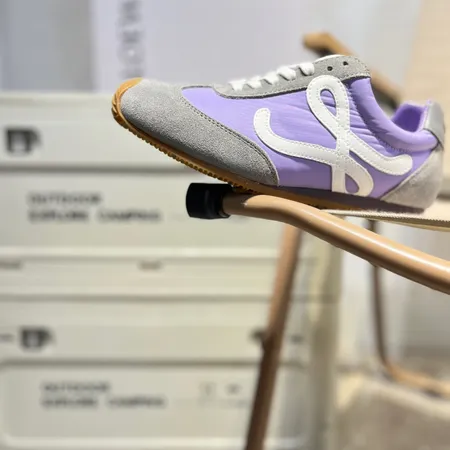 ロエベ カジュアルシューズ