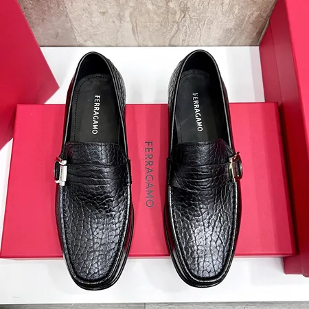 フェラガモ ビジネスシューズ