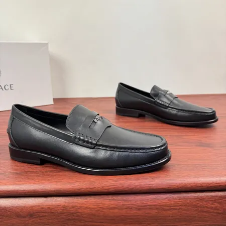 ヴェルサーチ ビジネスシューズ