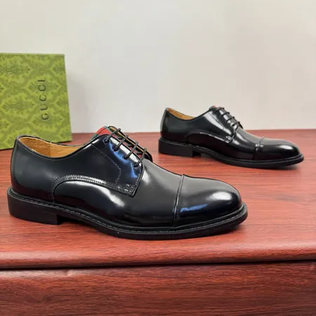 グッチ ビジネスシューズ