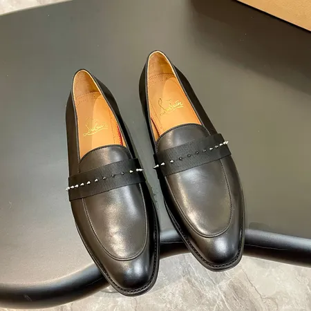 クリスチャン・ルブタン ビジネスシューズ