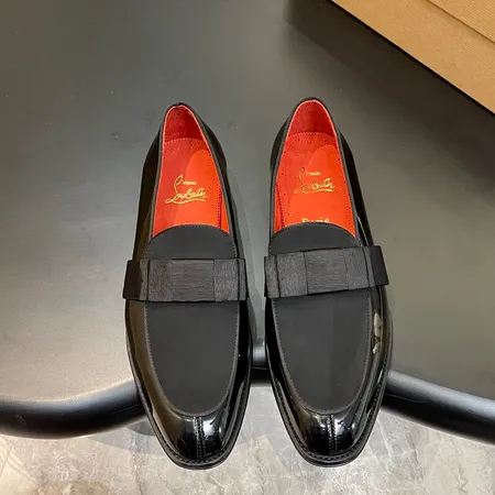 クリスチャン・ルブタン ビジネスシューズ