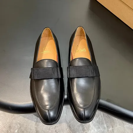 クリスチャン・ルブタン ビジネスシューズ