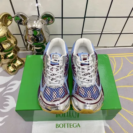 ボッテガ ヴェネタ スニーカー