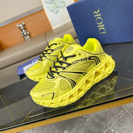 ディオール スニーカー