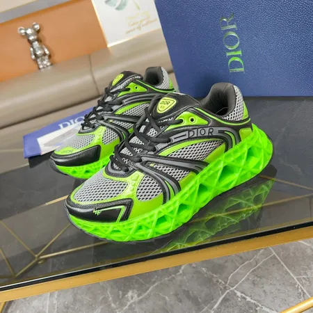 ディオール スニーカー