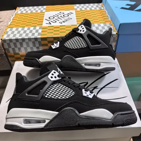 エアジョーダン スニーカー