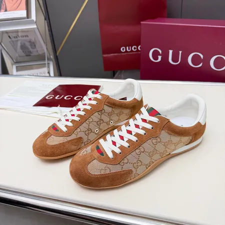 グッチ スニーカー
