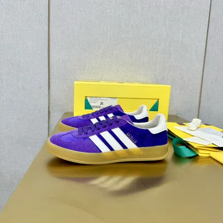 アディダス カジュアルシューズ