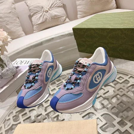 グッチ スニーカー